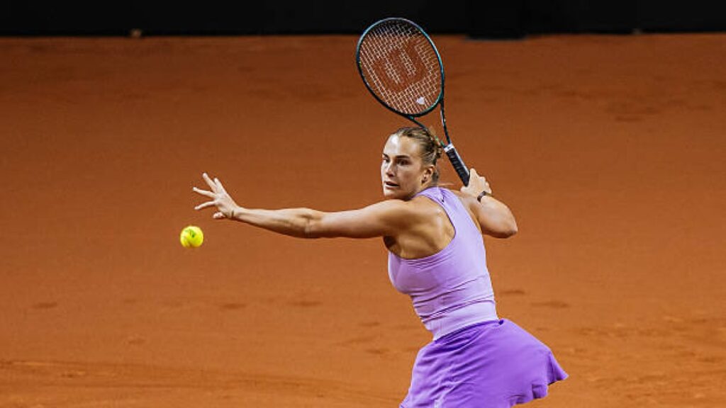 Арина Соболенко проиграла Елене Остапенко в финале турнира WTA-500 в Штутгарте