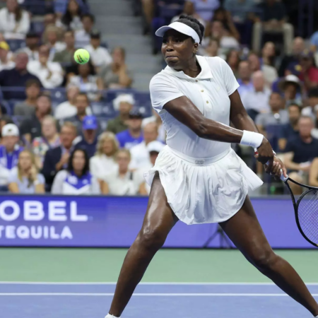 45-летняя Винус Уильямс проиграла Каролине Муховой в первом круге US Open