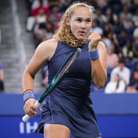 Мирра Андреева разгромила Алисию Паркс и вышла во второй круг US Open