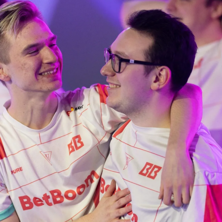 BetBoom Team сыграет с Team Falcons в верхней сетке плей-офф The International 2025