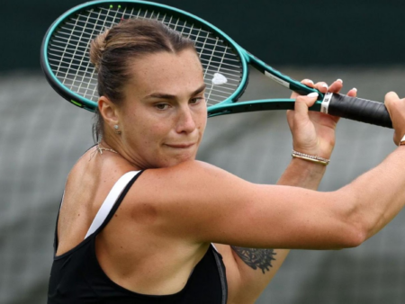 Арина Соболенко снялась с WTA-1000 в Пекине