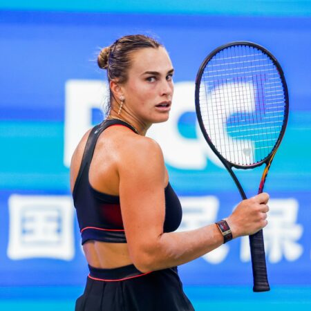 Арина Соболенко вышла в четвертьфинал турнира в Ухане