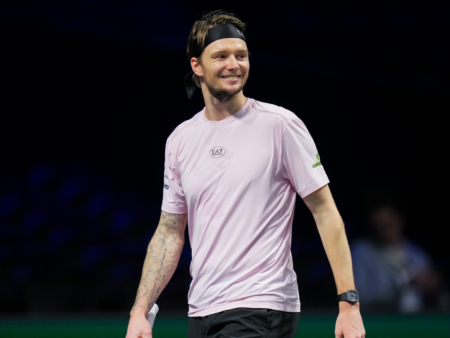 Александр Бублик вышел в 1/4 финала «Мастерса» в Париже, обыграв Тэйлора Фрица