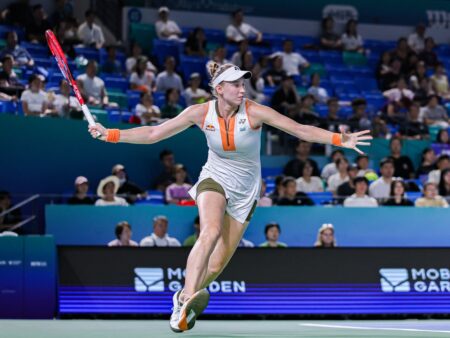 Елена Рыбакина вышла в полуфинал в Нинбо, где сыграет с Паолини