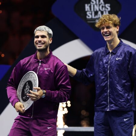 Янник Синнер обыграл Карлоса Алькараса в финале Six Kings Slam
