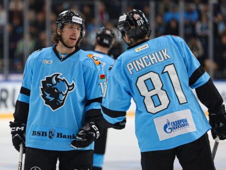 «Динамо-Минск» нанесло «Амуру» пятое поражение подряд в КХЛ