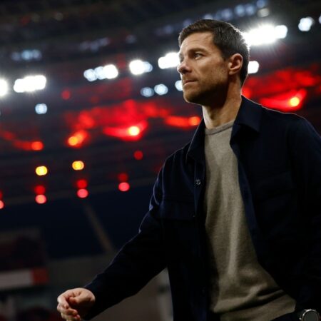 Руководство Реала поддерживает Алонсо вопреки недовольству футболистов