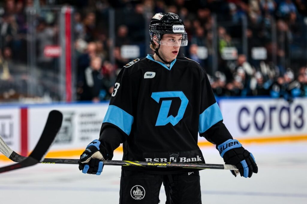 Вадим Мороз набрал 100-е очко в КХЛ 