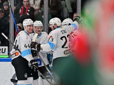 Минское «Динамо» начало выездную серию с убедительной победы над «Ак Барс» – 3:7