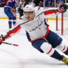 Александр Овечкин сделал первый хет-трик в сезоне и вошел в топ-10 лучших бомбардиров в НХЛ