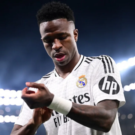 Винисиус проинформировал Реал, что не продлит контракт из-за конфликта с Хаби Алонсо