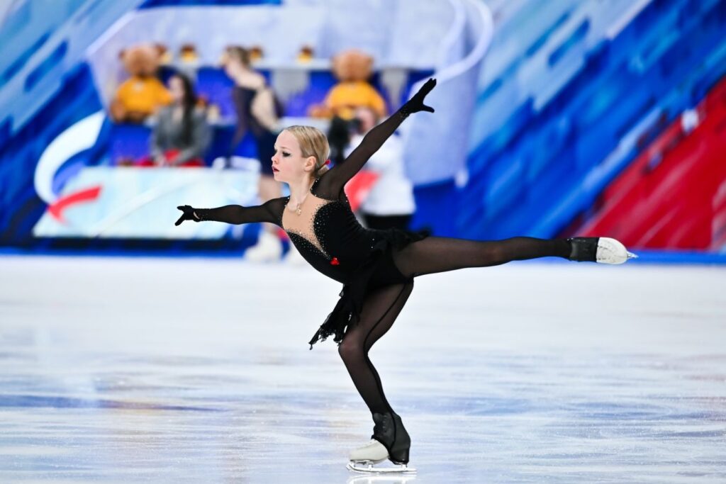 Как Елена Костылева попала в Академию Плющенко