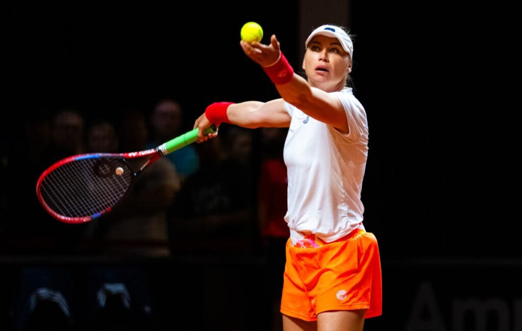 Вера Звонарева сыграет в четвертьфинале турнира W100 в Дубае