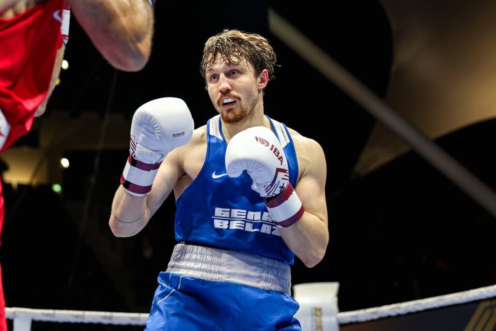 Алферов стал двукратным серебряным призером ЧМ по боксу