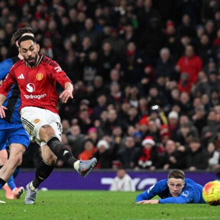 Манчестер Юнайтед и Борнмут забили 8 голов на двоих, но сыграли вничью в АПЛ