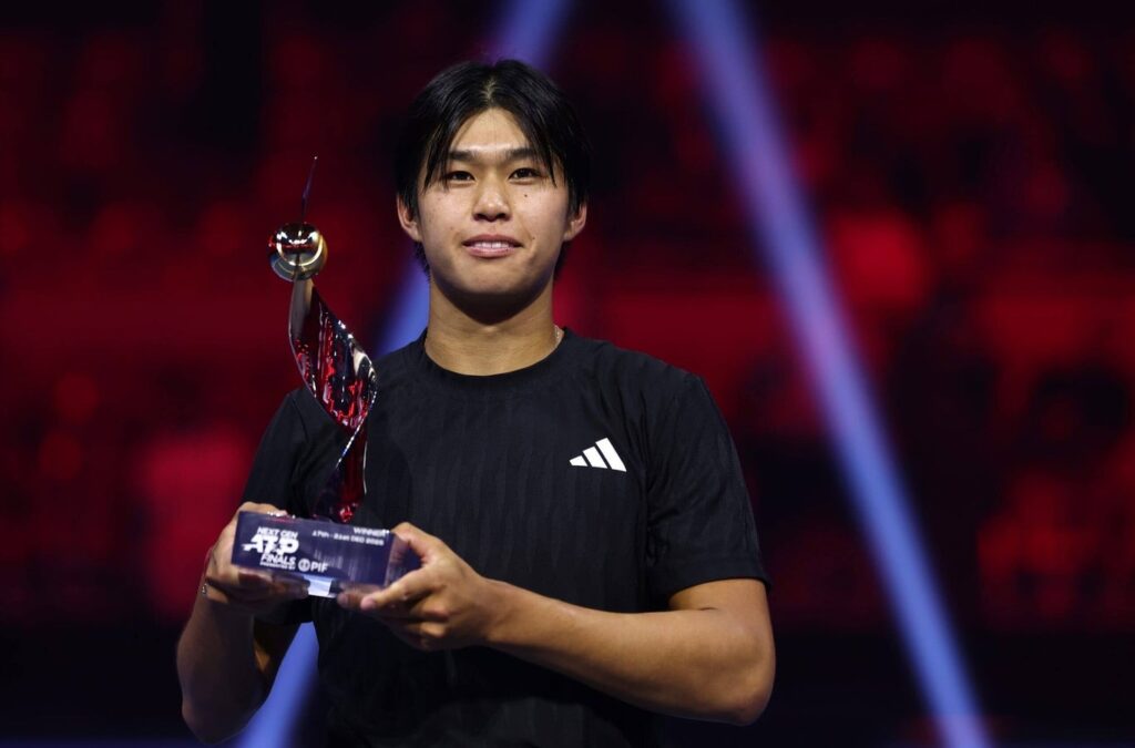 Ленер Тьен выиграл молодежный Итоговый турнир ATP