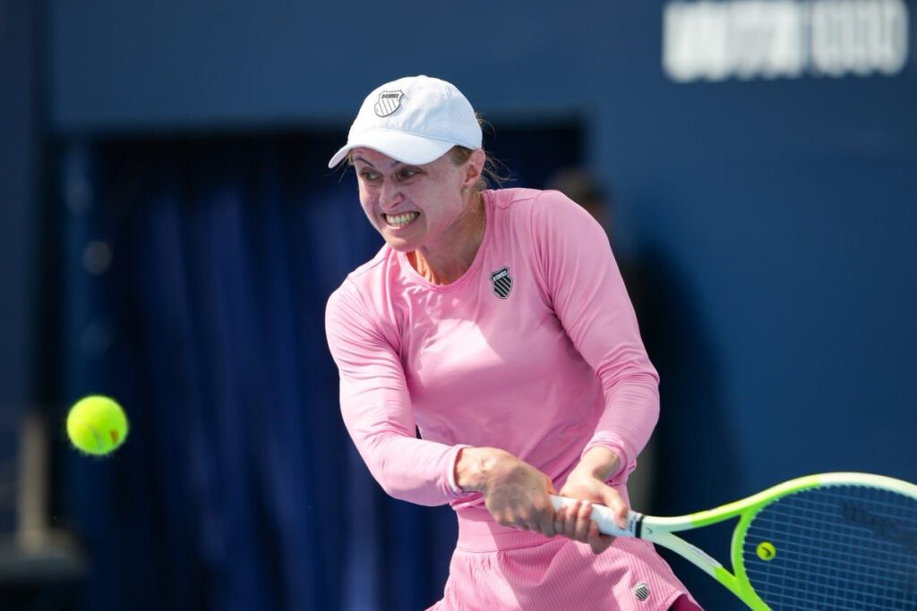 Саснович обыграла Блинкову в стартовом матче турнира в Брисбене