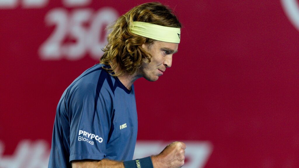Андрей Рублев вышел в полуфинал турнира ATP-250 в Гонконге, 9 января 2025