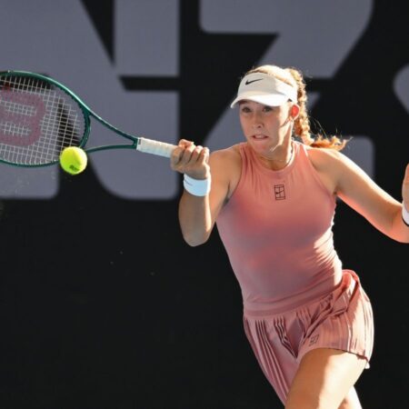 Мирра Андреева не вышла в полуфинал «пятисотника» в Брисбене, проиграв Марте Костюк