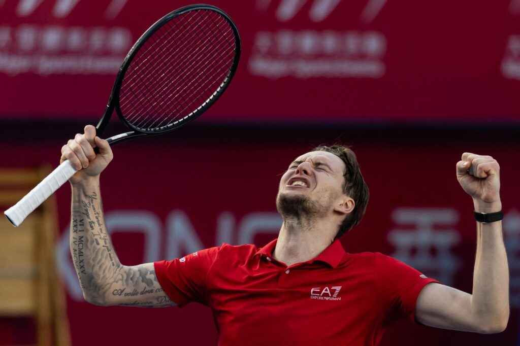 Александр Бублик завоевал титул чемпиона турнира ATP-250