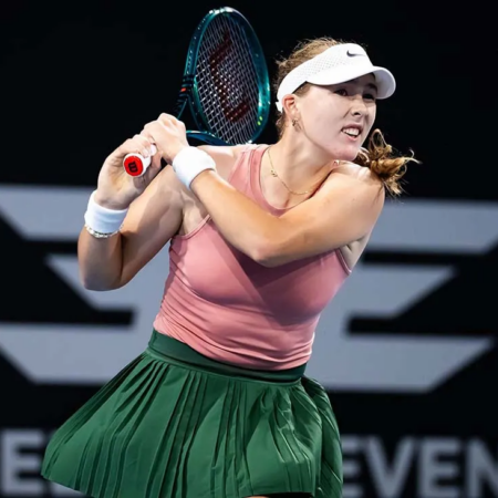 Мирра Андреева с «баранкой» обыграла Джойнт и вышла в полуфинал турнира в Аделаиде