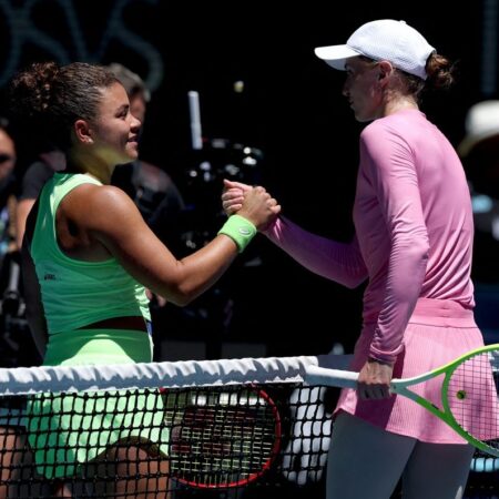Александра Саснович проиграла Жасмин Паолини и завершила выступление на Australian Open-2026