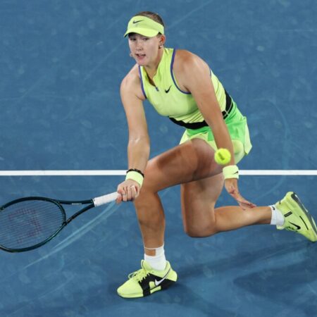 Мирра Андреева вышла во второй круг Australian Open-2026