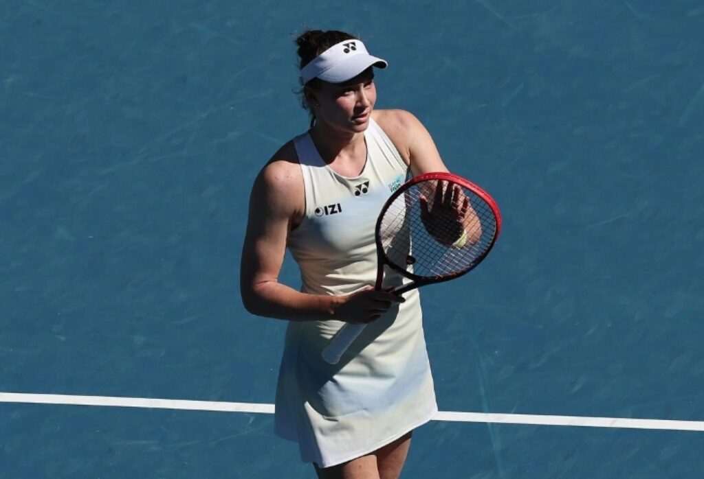 Елена Рыбакина с победы начала выступление на Australian Open 2026