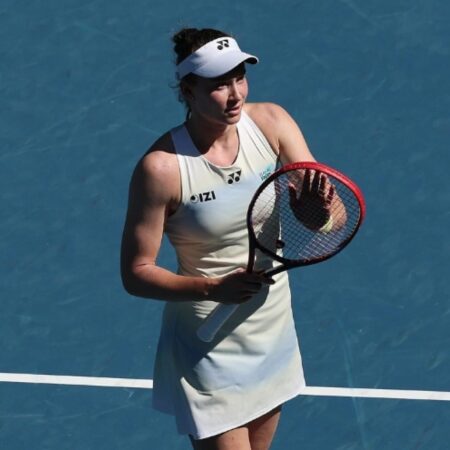 Елена Рыбакина с победы начала выступление на Australian Open-2026