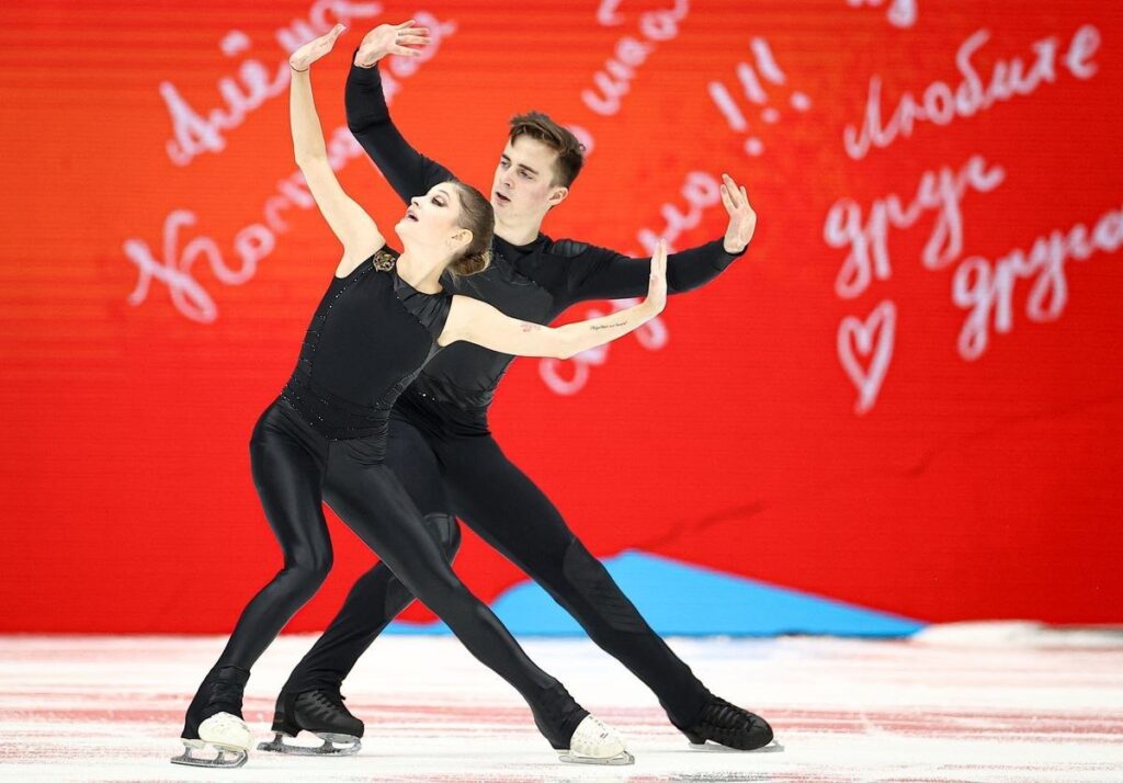 Алена Косторная и Георгий Куница перешли в академию «Ангелы Плющенко»