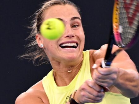 Соболенко с «баранкой» разгромила Букшу и вышла в третий круг турнира в Брисбене