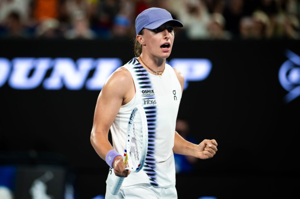 Ига Свентек вышла в третий круг Australian Open 2026, где сыграет с Анной Калинской