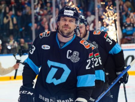 Андрей Стась первым сыграл 500 матчей за «Динамо» в КХЛ