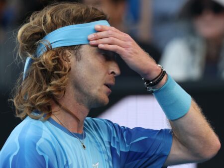 Рублев проиграл Серундоло в третьем круге Australian Open-2026, не выиграв ни сета