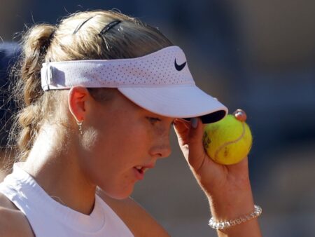 Мирра Андреева в паре с Александровой завершили выступление на турнире в Брисбене