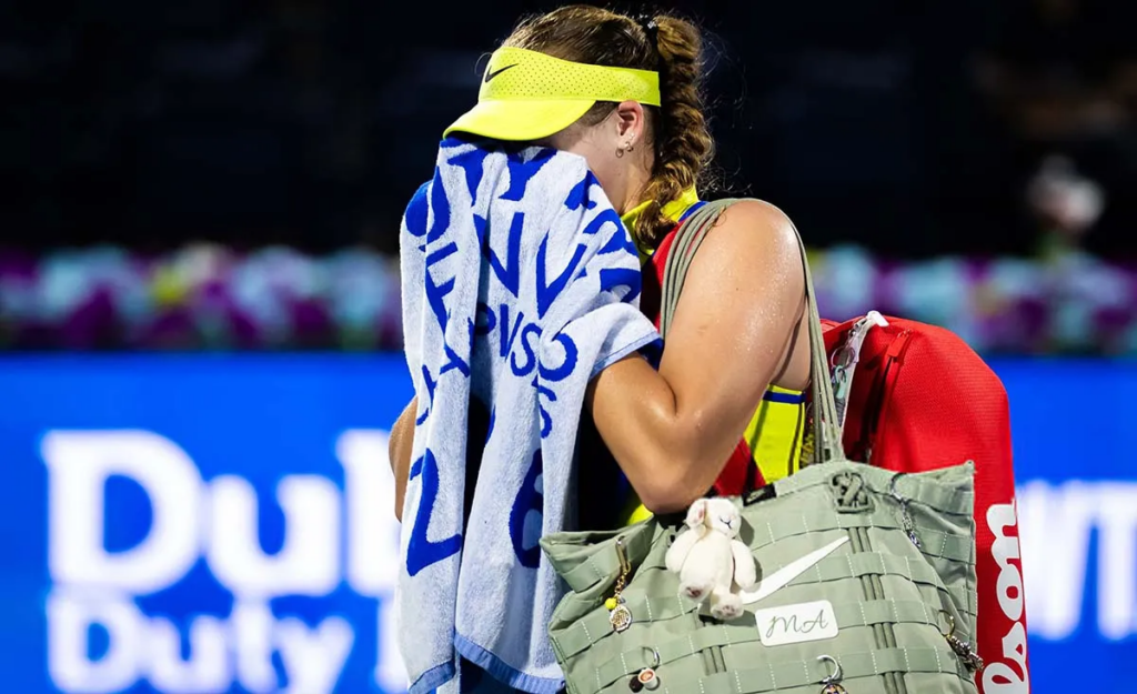 Мирра Андреева проиграла Аманде Анисимовой в четвертьфинале «тысячника» в Дубае