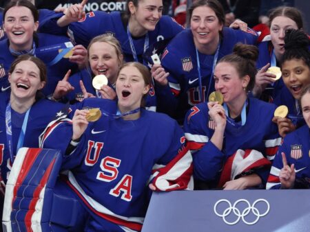 Женская сборная США по хоккею выиграла золото Олимпиады-2026
