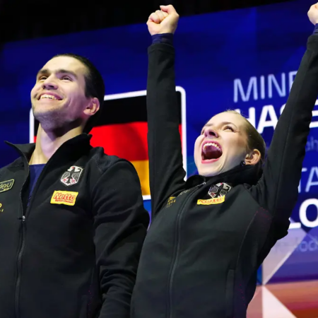 Миневра Фабьен Хазе и Никита Володин выиграли Чемпионат мира по фигурному катанию-2026