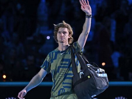 Медведев и Рублев застряли в аэропорте Дубая, они могут опоздать на «Мастерс» в Индиан-Уэллсе