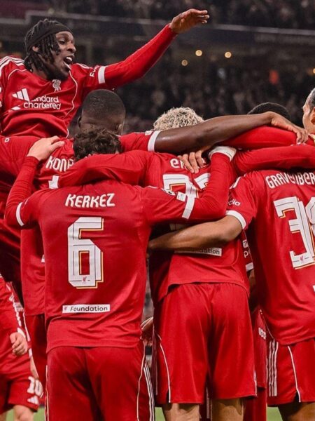 Ливерпуль совершил камбэк и прошел Галатасарай в 1/8 финала Лиги Чемпионов