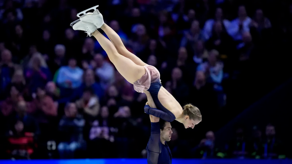 Миневра Фабьен Хазе и Никита Володин выиграли Чемпионат мира по фигурному катанию впервые в карьере