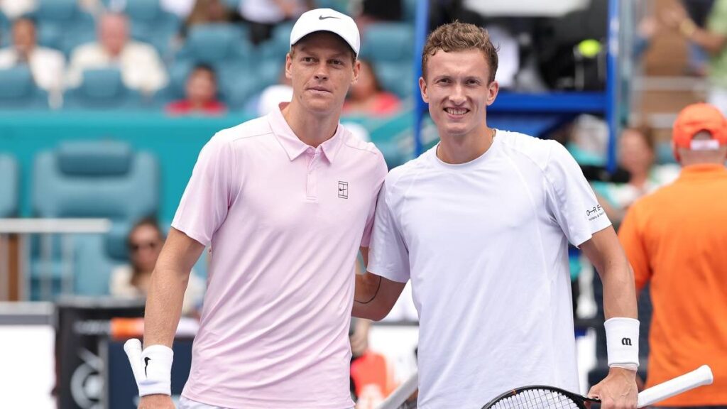 Янник Синнер первым в истории оформил «Солнечный дубль» без потери сета