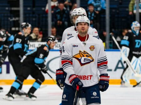 Минское «Динамо» всухую уступило лидеру КХЛ «Металлургу»