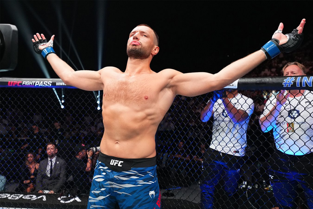 Прогноз на бой Кайо Борральо – Рейниер Де Риддер, турнир UFC 326, 8 марта 2026