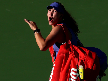 Швыряла ракетку и кричала на зрителей: Мирра Андреева эмоционально отреагировала на поражение в третьем круге Индиан-Уэллса