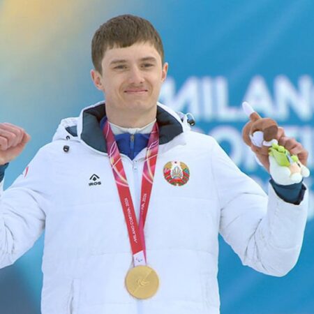 Белорус Свириденко стал чемпионом зимних Паралимпийских игр в лыжном спринте