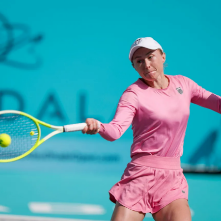 Александра Саснович уступила Пауле Бадосе в первом круге турнира WTA-1000 в Майами