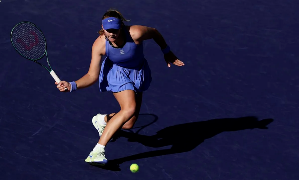 Мирра вышла в третий круг «тысячника» в Майами