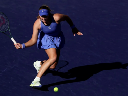 Мирра Андреева победила Маккартни Кесслер и вышла в третий круг «тысячника» в Майами