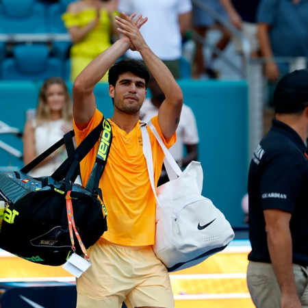 Карлос Алькарас неожиданно проиграл Себастьяну Корде в третьем круге «Мастерса» в Майами